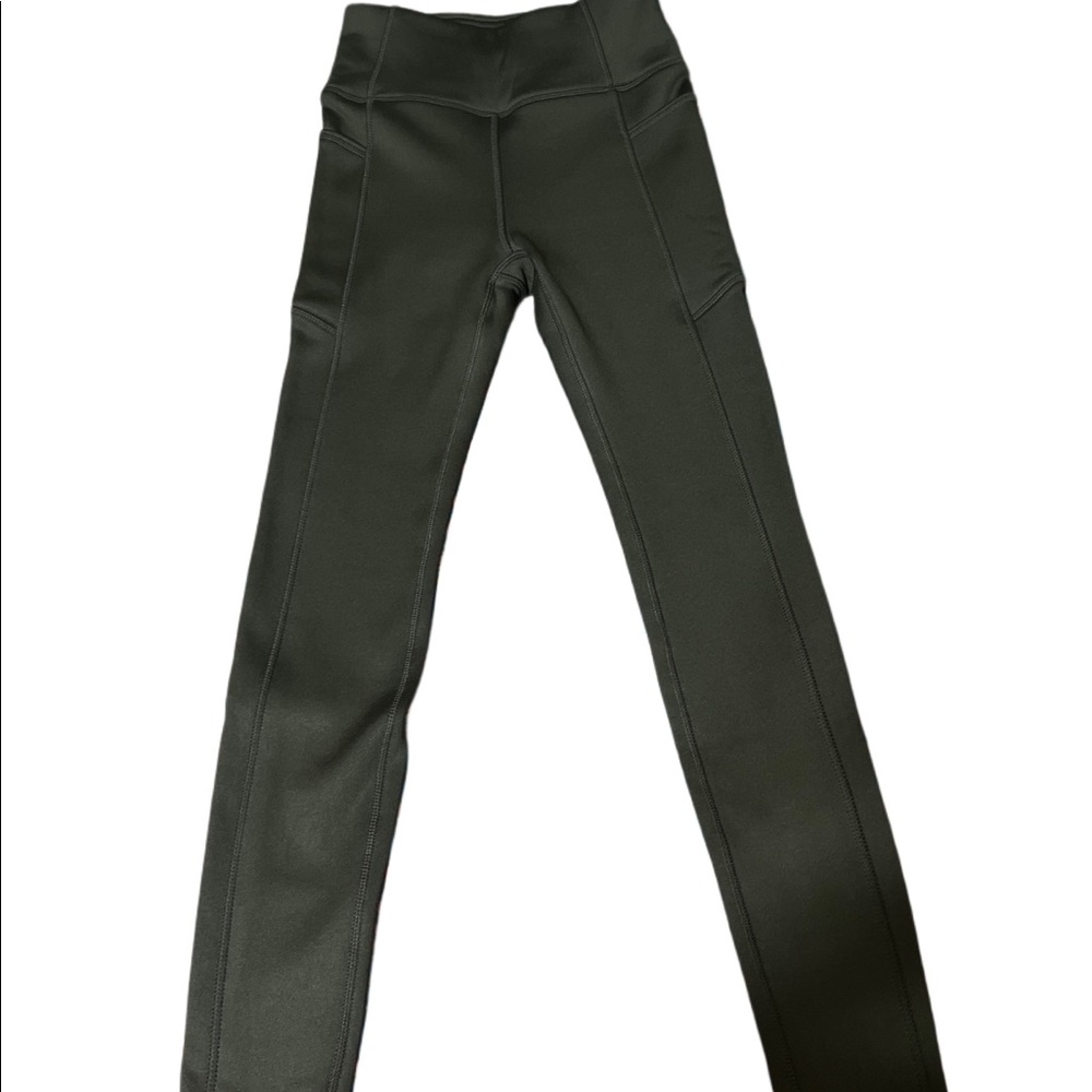 Women’s black furry leggings